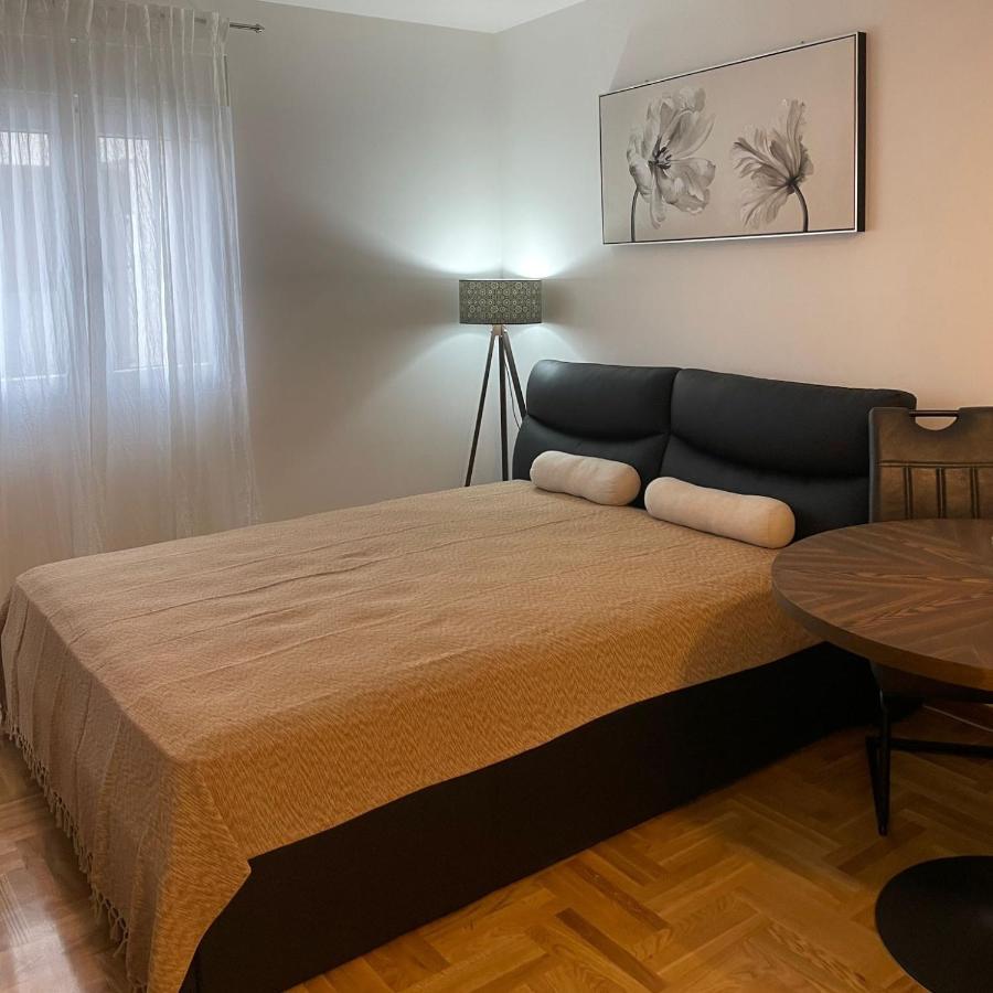 Apartman Tim Lux 1 Vrnjačka Banja المظهر الخارجي الصورة