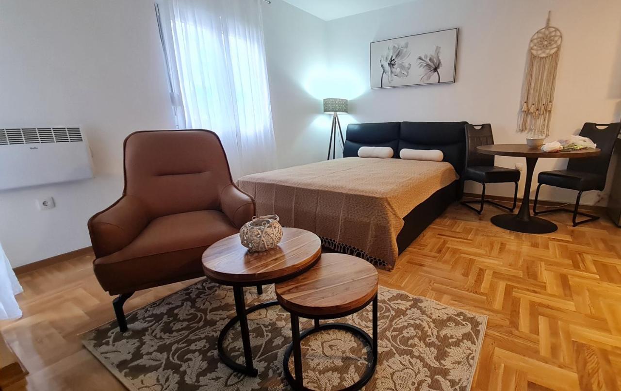 Apartman Tim Lux 1 Vrnjačka Banja المظهر الخارجي الصورة