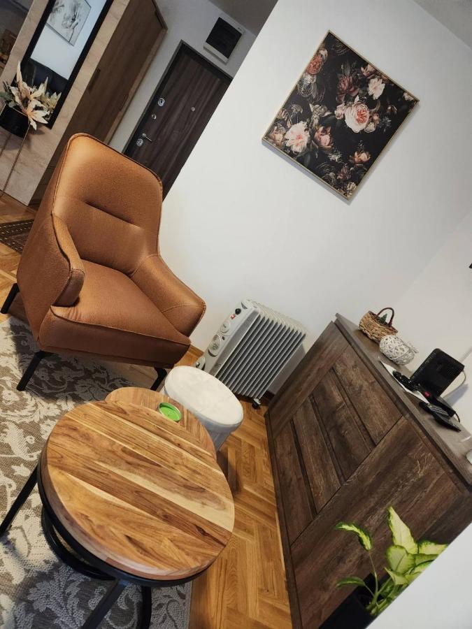 Apartman Tim Lux 1 Vrnjačka Banja المظهر الخارجي الصورة